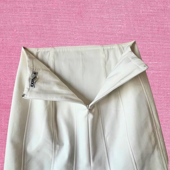 Express [Size 2 EUC] White High Waisted Midi Skirt with Pleated Back Slit - Picture 6 of 8